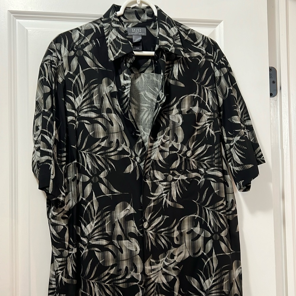 CRAZY HORSE Short Sleeve Button Down Shirt